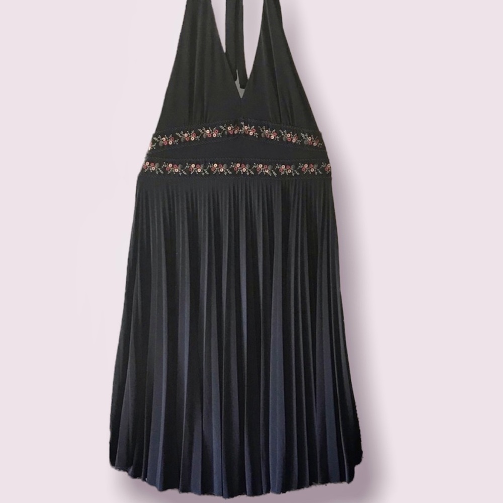 RobbieBee halter dress Black embroidery size 10